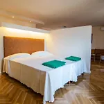 Apartamento Red&green Pula