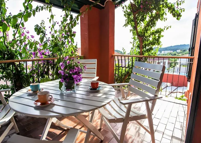 Апартаменты Red&green *